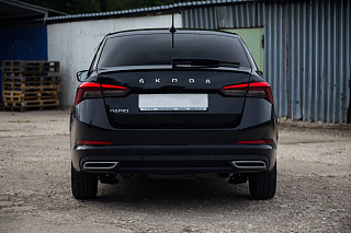 SILVER. Имитация насадок глушителя RS Style крашенные для Skoda Rapid II Gen (2020 - н.в.)