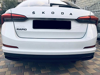 BLACK. Имитация насадок глушителя RS Style крашенные для Skoda Rapid II Gen (2020 - н.в.)